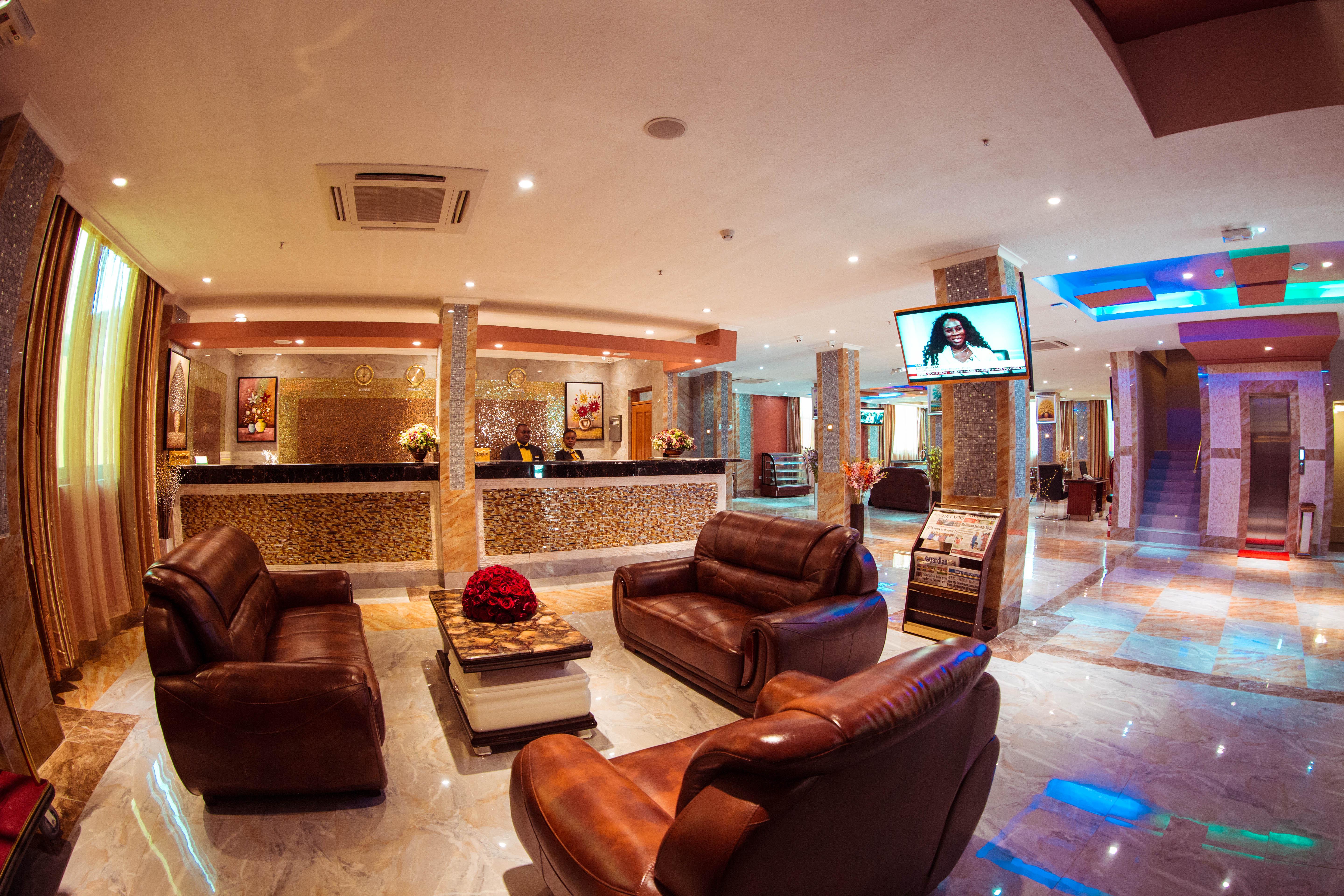 Tiffany Diamond Hotels Ltd - Makunganya Dar es Salaam Exterior foto