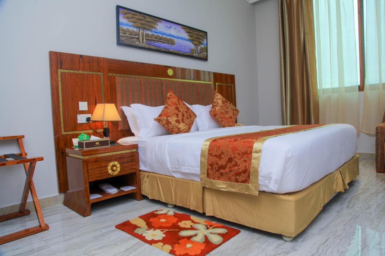 Tiffany Diamond Hotels Ltd - Makunganya Dar es Salaam Exterior foto